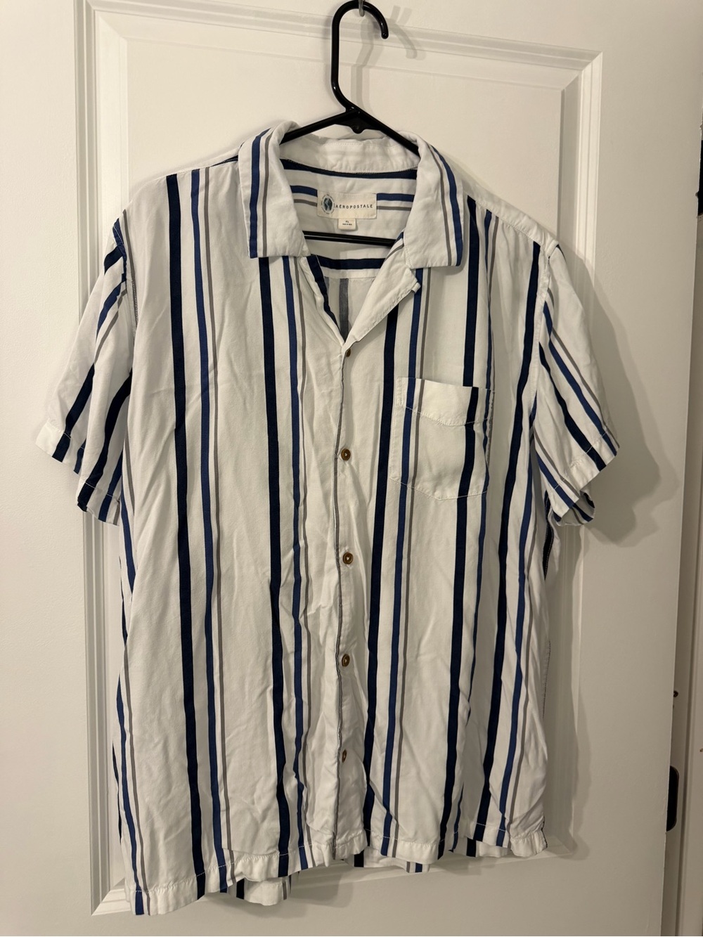 Aeropostale White Navy Striped Short-Sleeve Shirt